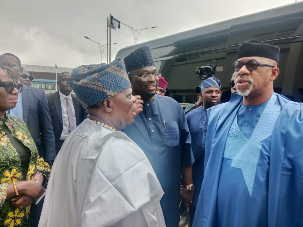 a8ddd3f6-3c1c-4ad0-bf82-325864012e5b